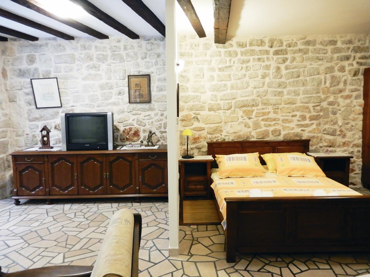 Apartment Primorac Stari Grad  Εξωτερικό φωτογραφία